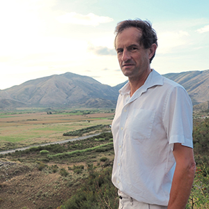 Dr Peter Haarer